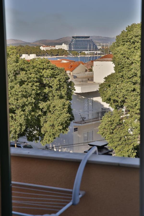 Guest House Lorenta Водице Екстер'єр фото