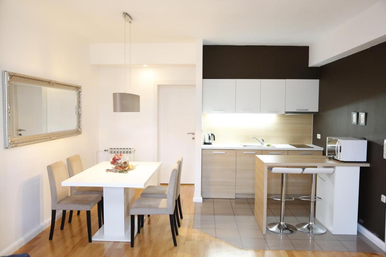 Guest House Lorenta Водице Екстер'єр фото