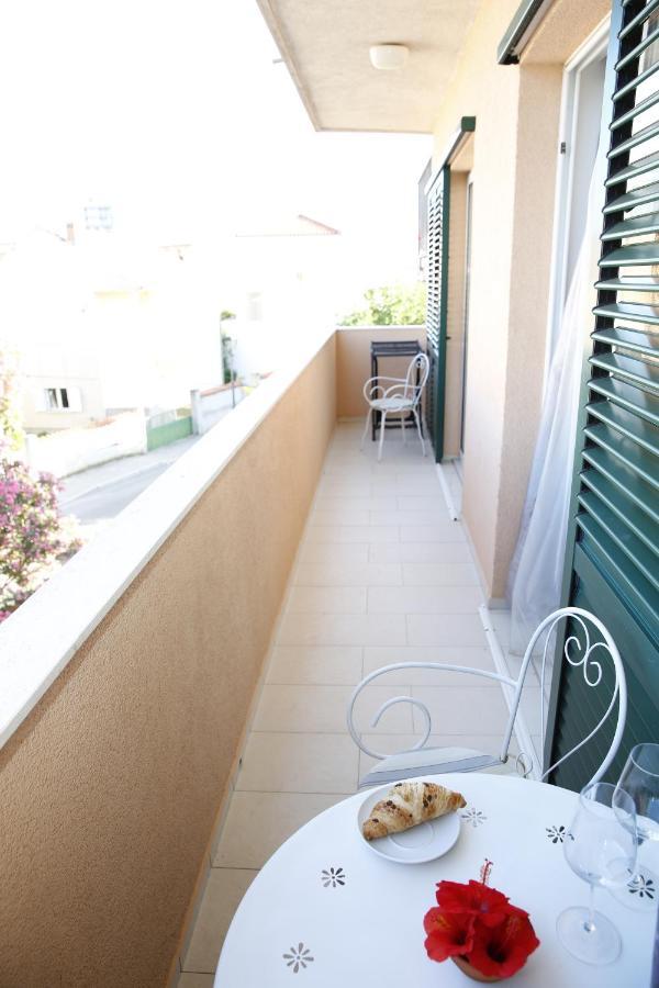 Guest House Lorenta Водице Екстер'єр фото