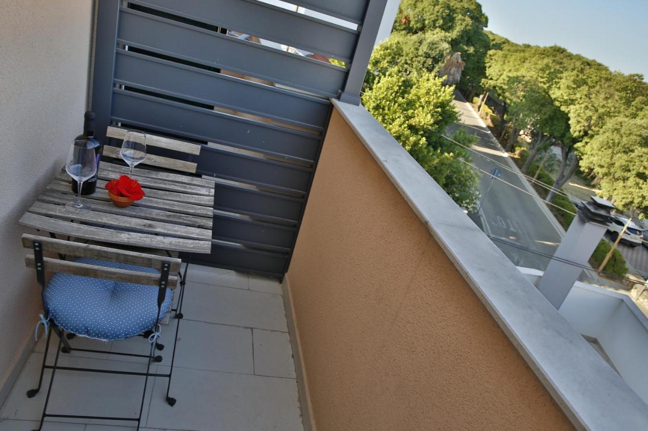 Guest House Lorenta Водице Екстер'єр фото