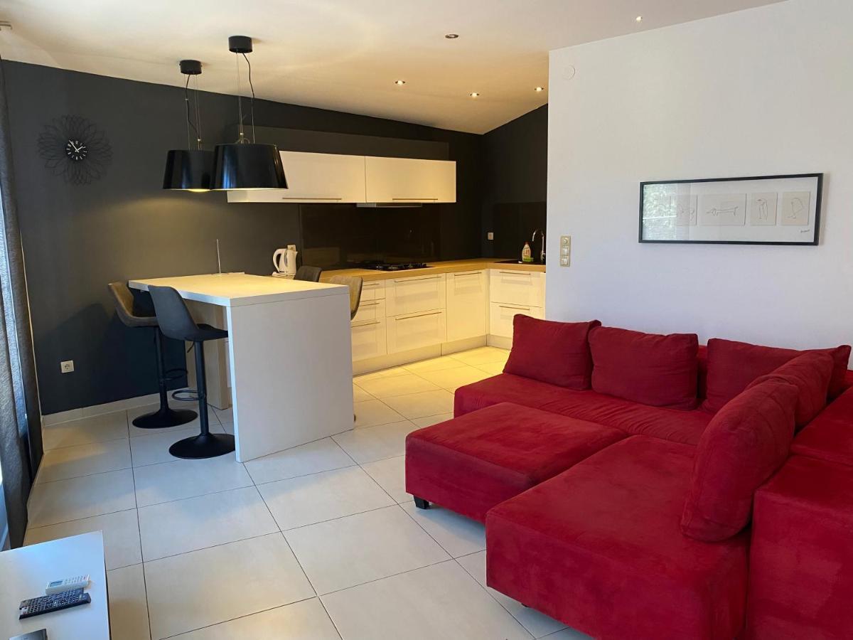 Guest House Lorenta Водице Екстер'єр фото